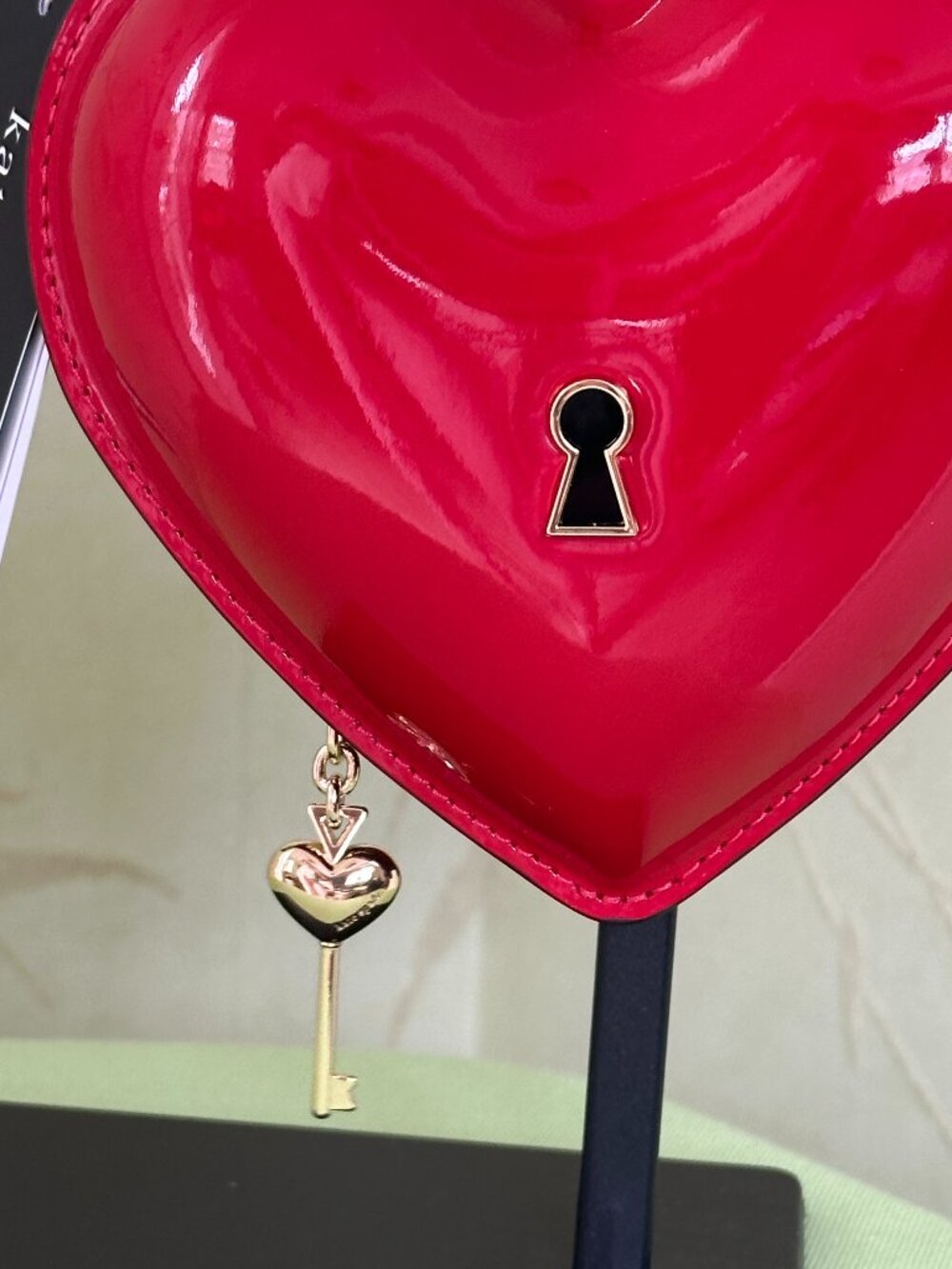 KATE SPADE KEY TO MY HEART WRISTLET:NWT CHERRY ROUGE - Picture 3 of 16